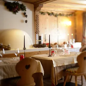 Vecchia Stazione Mountain Elegance Hotel